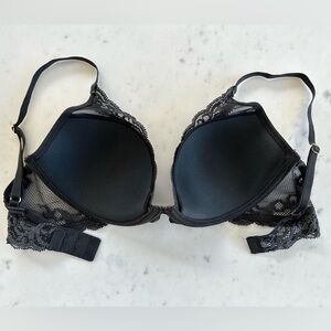 NAOT Natori Lacey Underwire Bra in Charcoal Gray